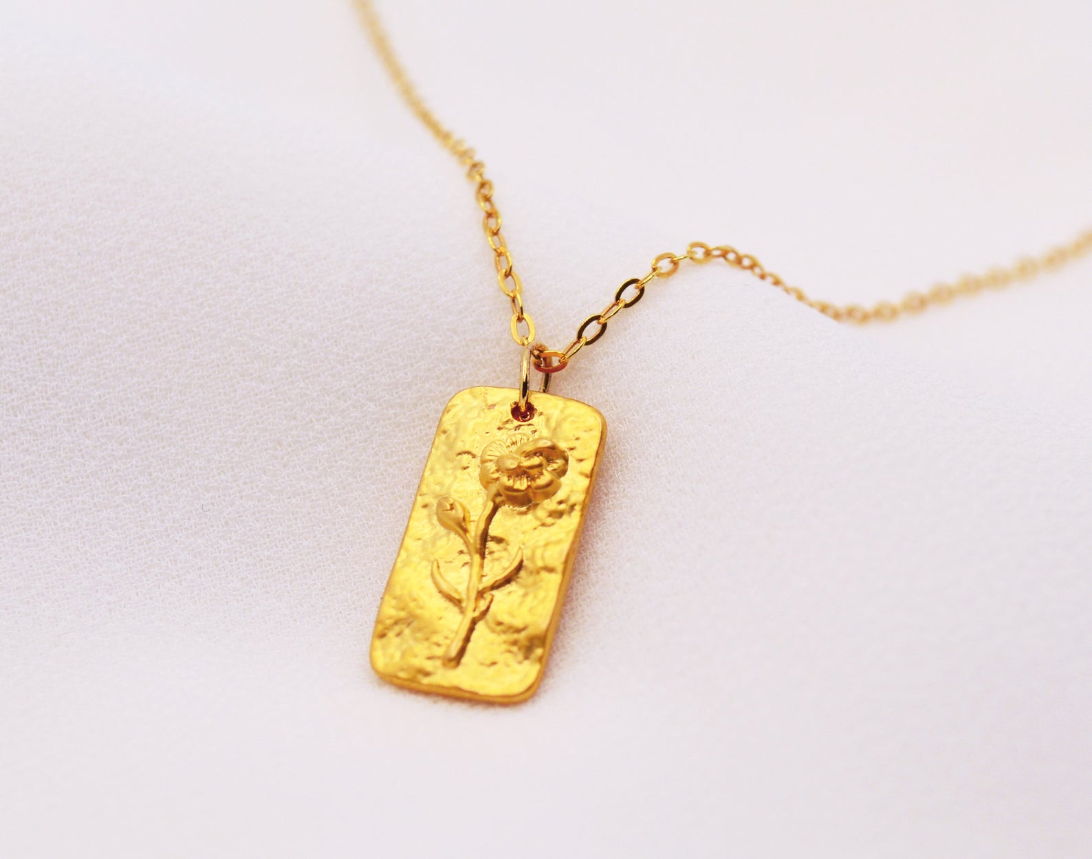 October Birth Flower Necklace, Birthstone Stone Necklace, Marigold Birth Flower Necklace, Mom Gift, Personalized Necklace, Push Present