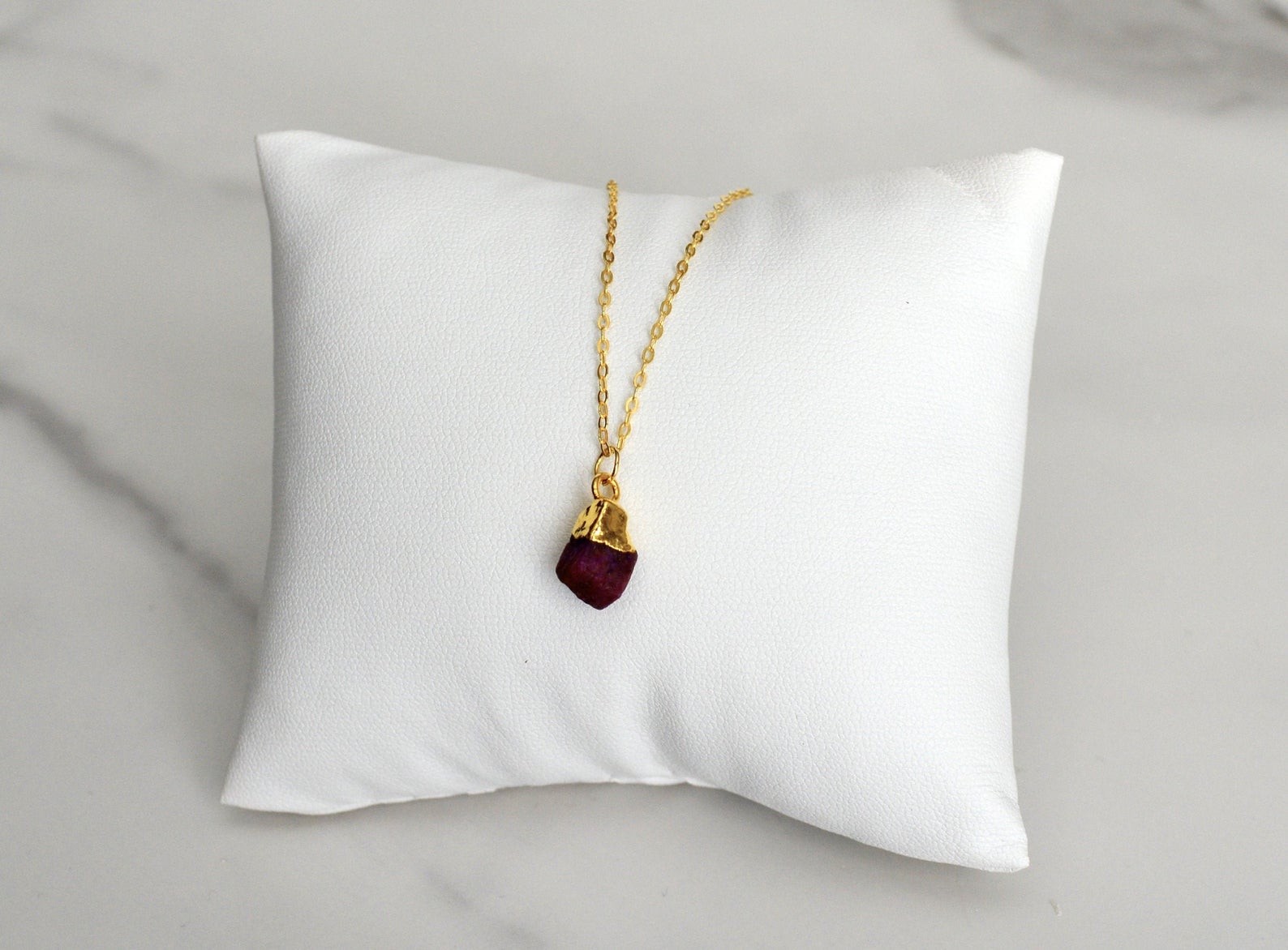 Ruby Raw stone Necklace, July Birthstone Necklace, Bridesmaid Gift, Layering Necklace, Healing Crystal Necklace, Natural Stone Necklace