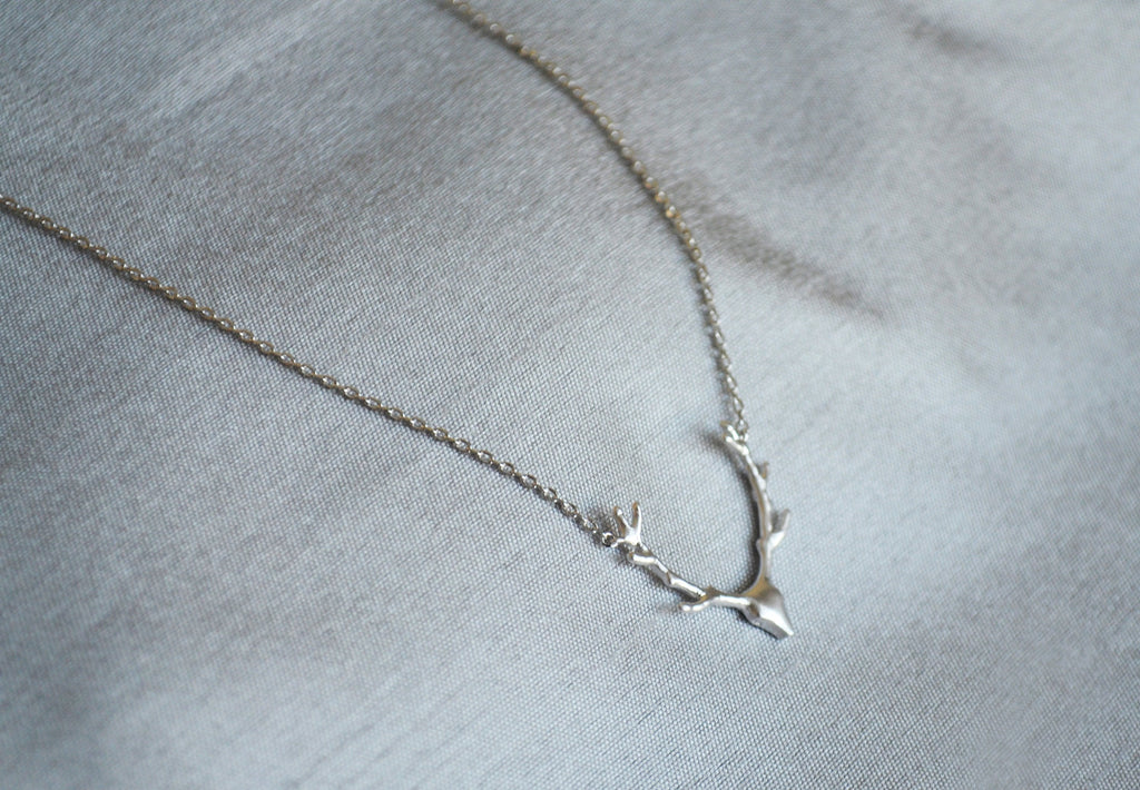 Silver Antler Necklace, Deer Antler Necklace, Deer Head Necklace, Gift for Her, Friend Gift, Best Friend Gift, Layering Necklace
