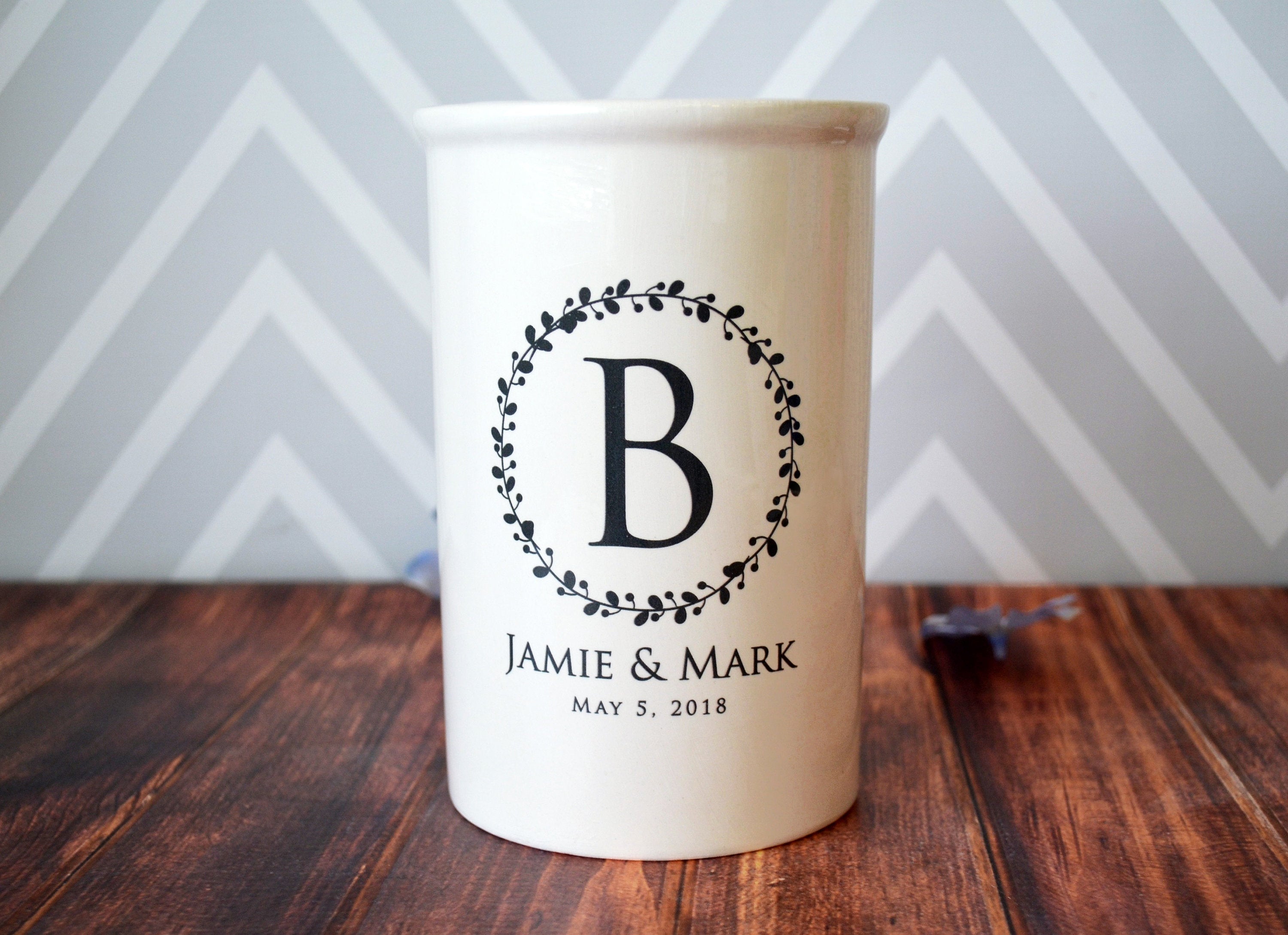 Personalized Ceramic Vase or Utensil Holder - Wreath Design - Wedding, Anniversary or Engagement Gift