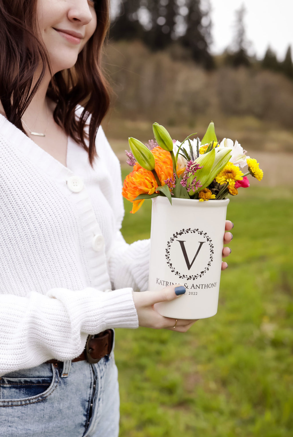 Personalized Ceramic Vase or Utensil Holder - Wreath Design - Wedding, Anniversary or Engagement Gift